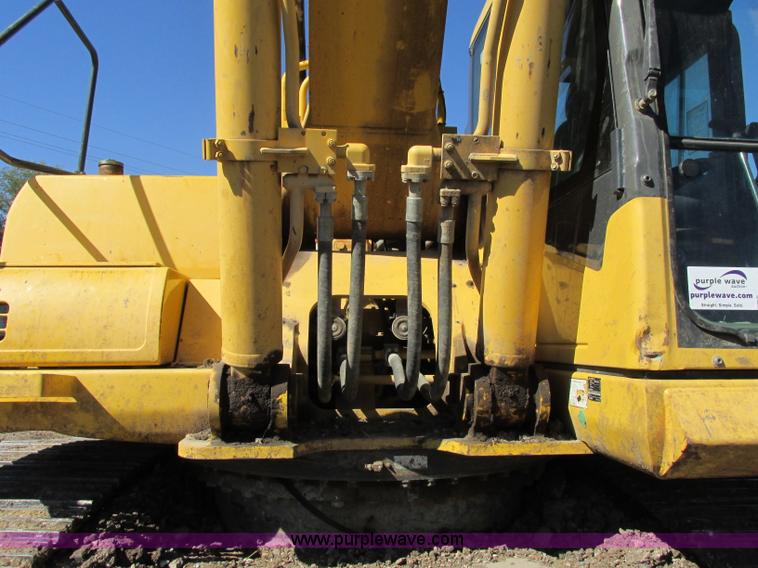 image for item F5303 2004 Komatsu PC300LC-7L excavator