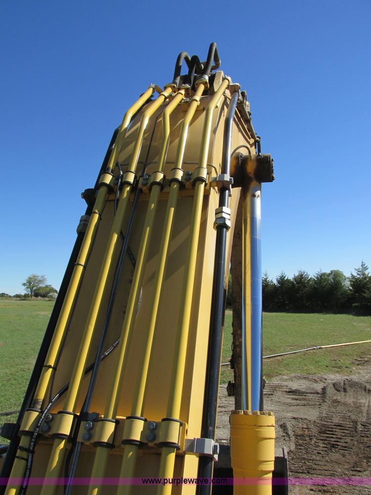 image for item F5303 2004 Komatsu PC300LC-7L excavator