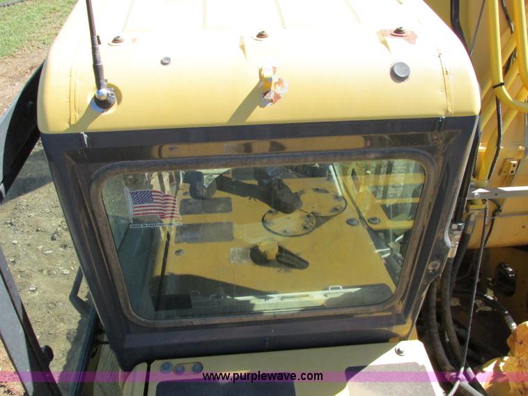 image for item F5303 2004 Komatsu PC300LC-7L excavator