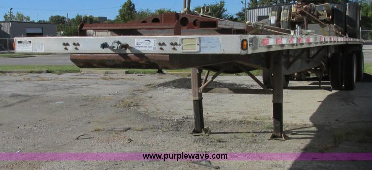 image for item F5304 1999 Fruehauf 48' flatbed spread axle trailer