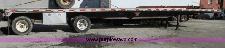 image for item F5304 1999 Fruehauf 48' flatbed spread axle trailer
