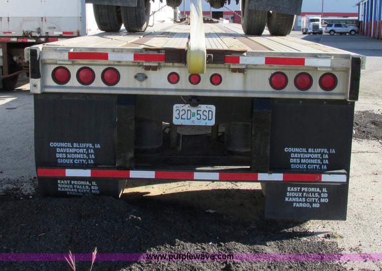 image for item F5304 1999 Fruehauf 48' flatbed spread axle trailer