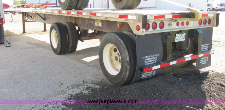 image for item F5304 1999 Fruehauf 48' flatbed spread axle trailer