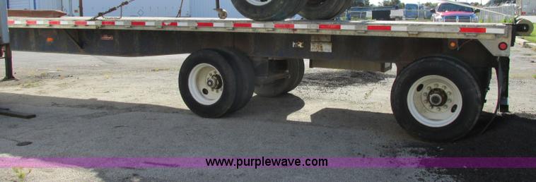 image for item F5304 1999 Fruehauf 48' flatbed spread axle trailer