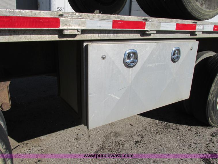 image for item F5304 1999 Fruehauf 48' flatbed spread axle trailer