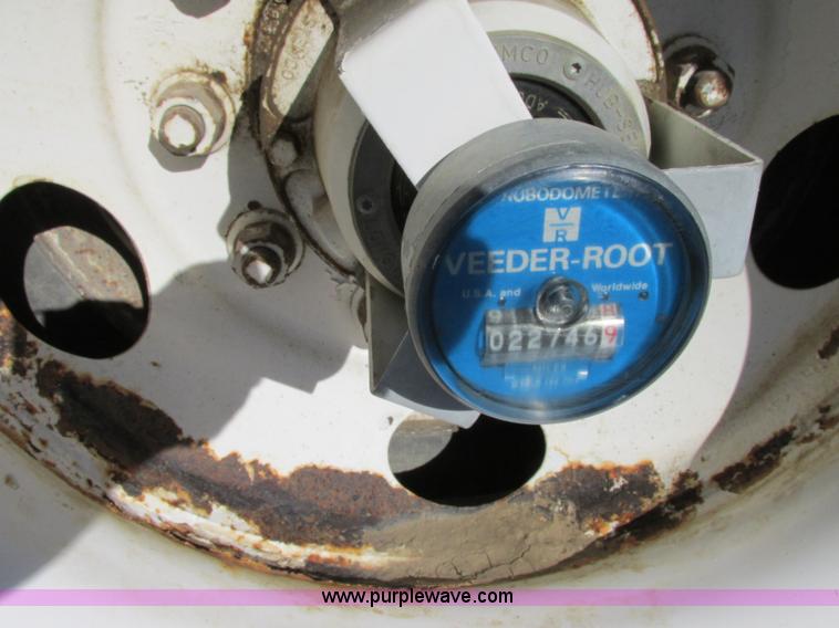 image for item F5304 1999 Fruehauf 48' flatbed spread axle trailer