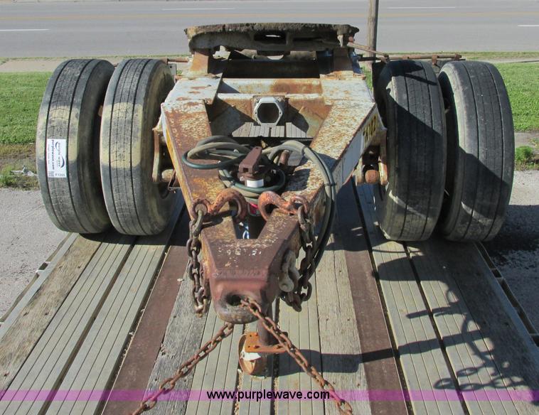 image for item F5305 Semi trailer dolly