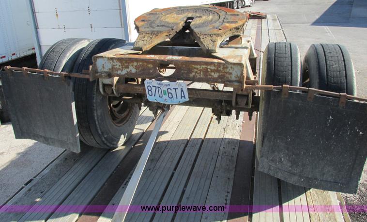 image for item F5305 Semi trailer dolly