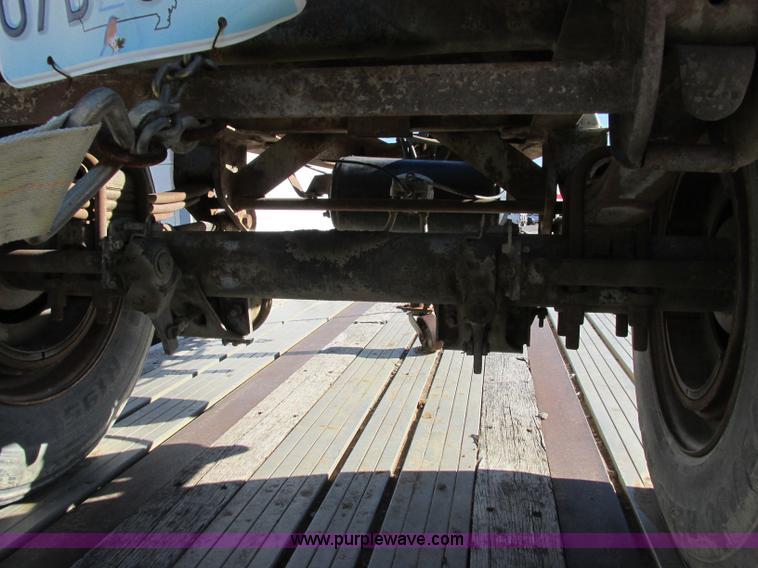 image for item F5305 Semi trailer dolly