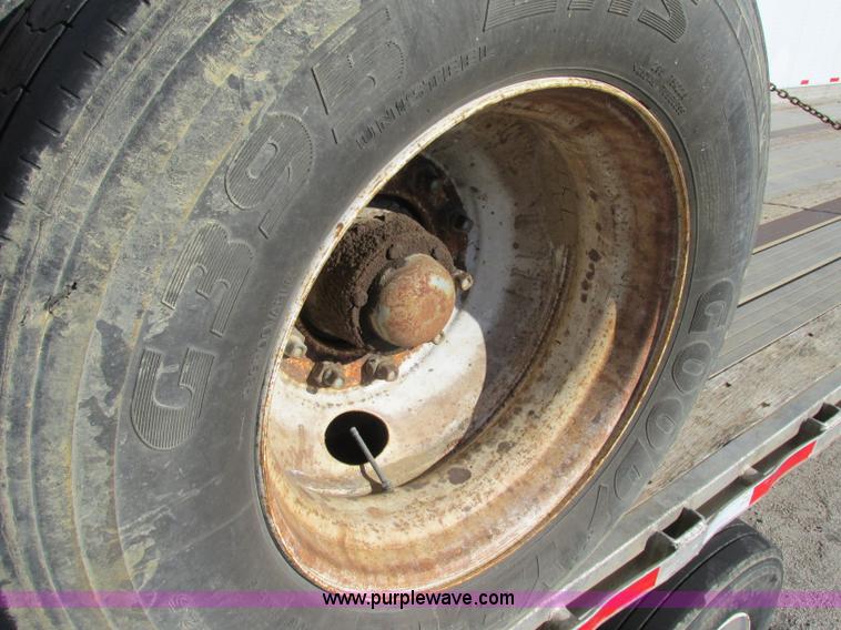 image for item F5305 Semi trailer dolly