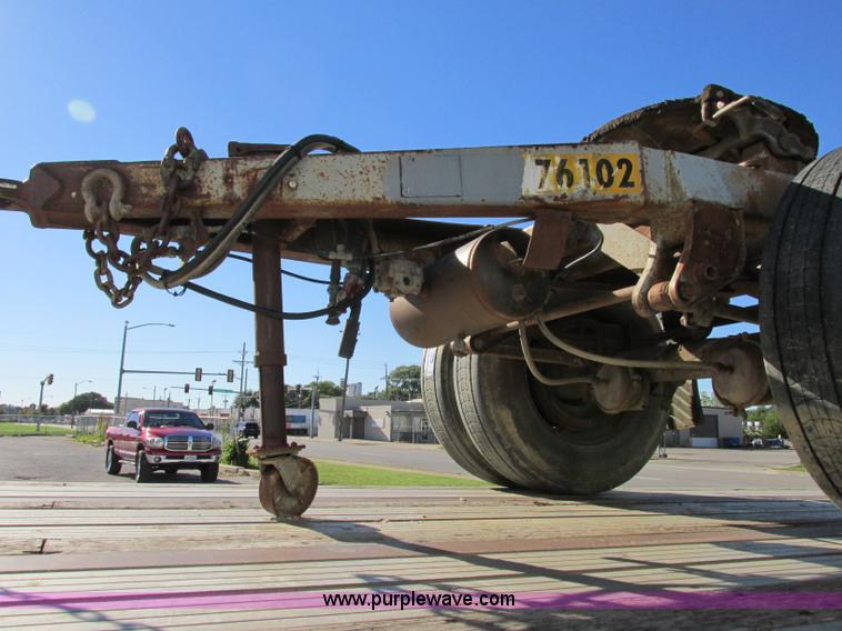 image for item F5305 Semi trailer dolly