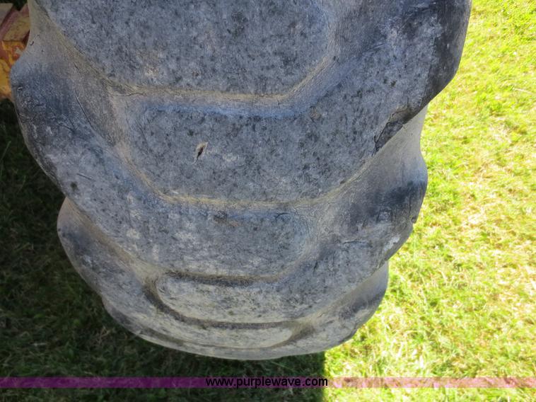 image for item F6688 1996 Caterpillar TH63 telehandler