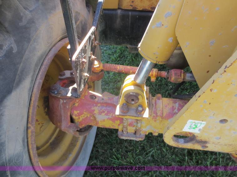 image for item F6688 1996 Caterpillar TH63 telehandler