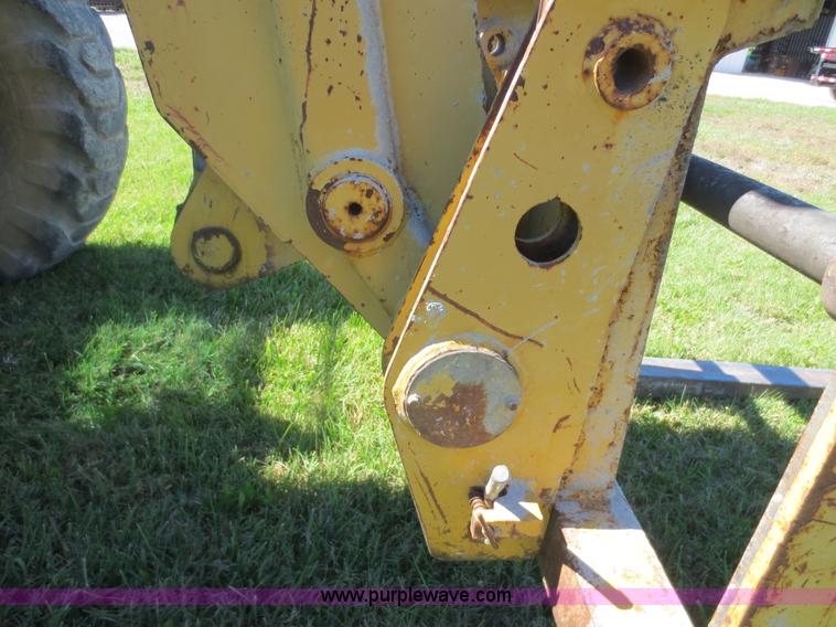 image for item F6688 1996 Caterpillar TH63 telehandler