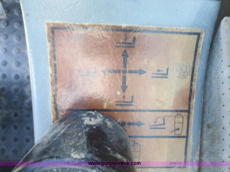 image for item F6688 1996 Caterpillar TH63 telehandler