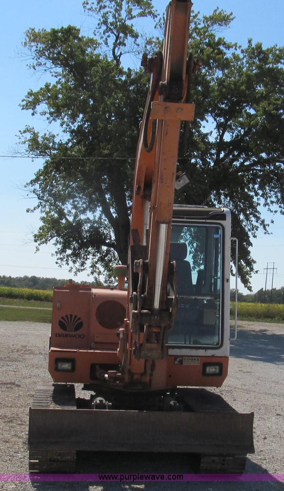 image for item G2121 1995 Daewoo DH50 mini excavator