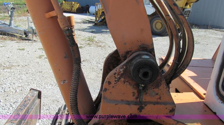 image for item G2121 1995 Daewoo DH50 mini excavator