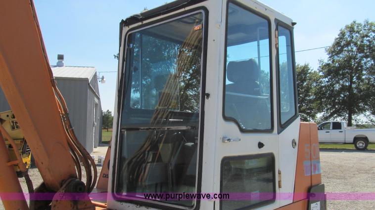 image for item G2121 1995 Daewoo DH50 mini excavator