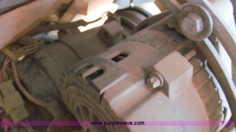 image for item G2121 1995 Daewoo DH50 mini excavator