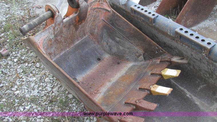image for item G2121 1995 Daewoo DH50 mini excavator