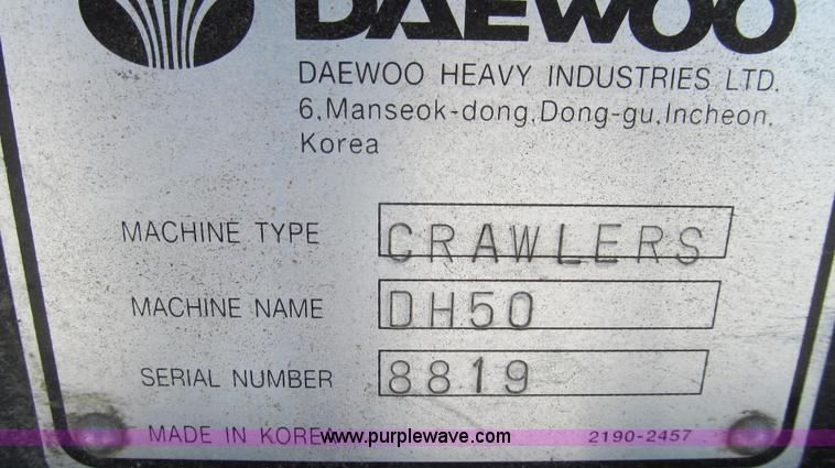 image for item G2121 1995 Daewoo DH50 mini excavator
