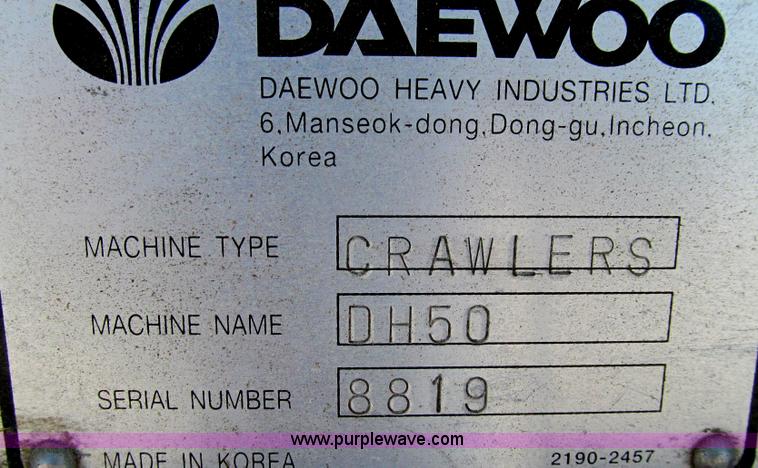 image for item G2121 1995 Daewoo DH50 mini excavator