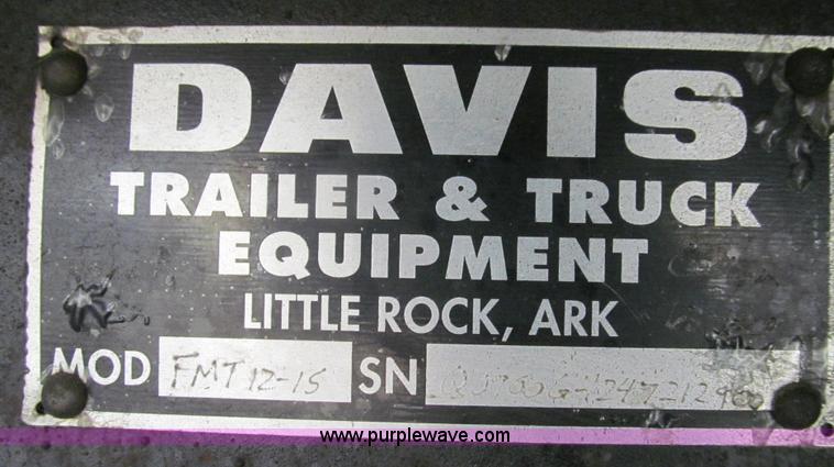 image for item G2124 1997 Ford LTLA9000 AeroMax 120 dump truck