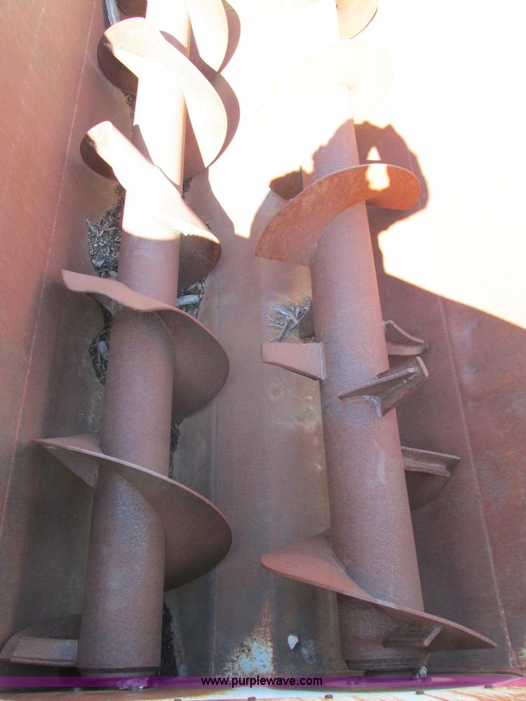 image for item G3007 Hydraulic drive feed bed with electric tarp