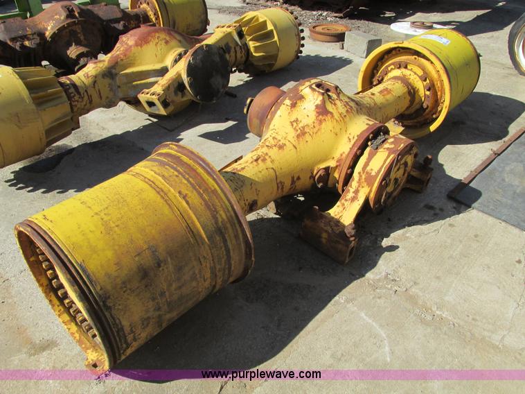 image for item G3008 Komatsu WA500 rear axle