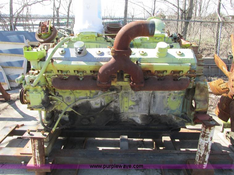 image for item G3014 Detroit 16V71 diesel engine core