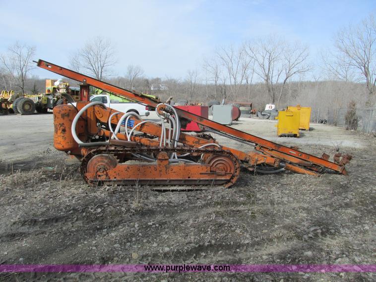 image for item G3043 Ram M52A track drill