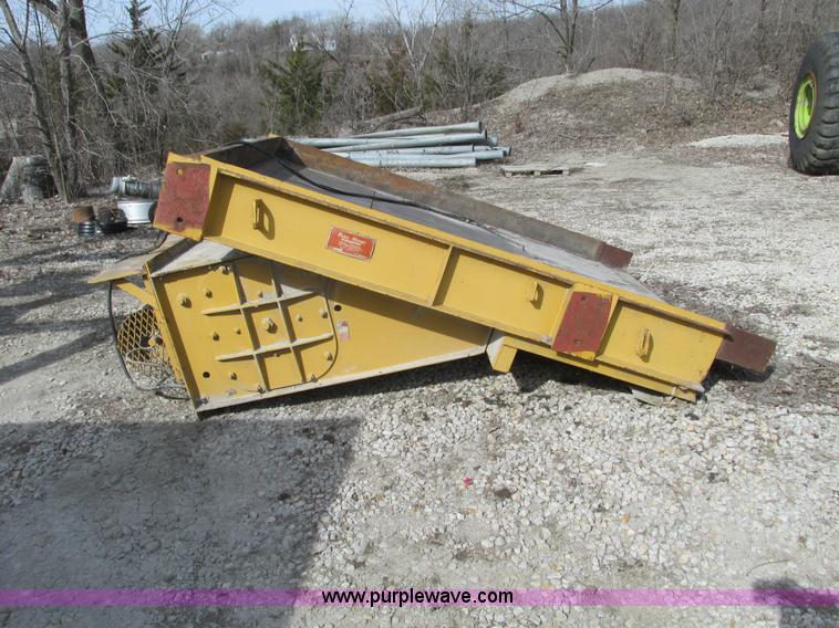 image for item G3045 Para-Mount ARP vibratory feeder