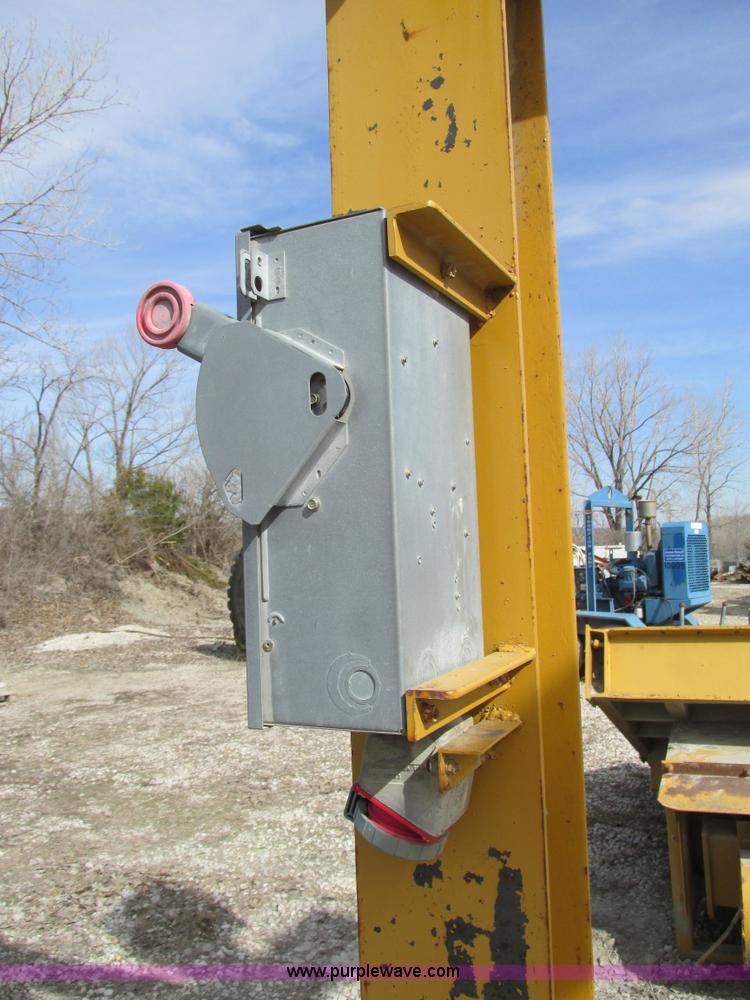 image for item G3045 Para-Mount ARP vibratory feeder