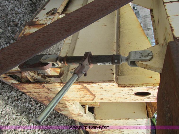 image for item G3046 Rock blade for dozer