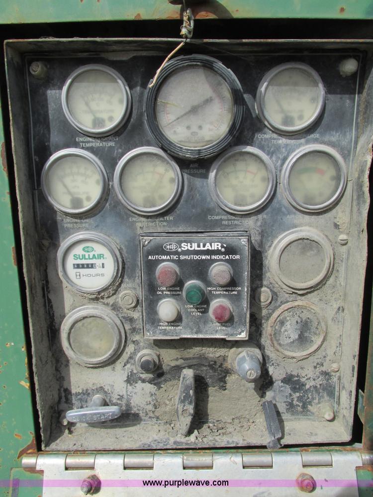 image for item G3047 Sullair 7500TQ air compressor