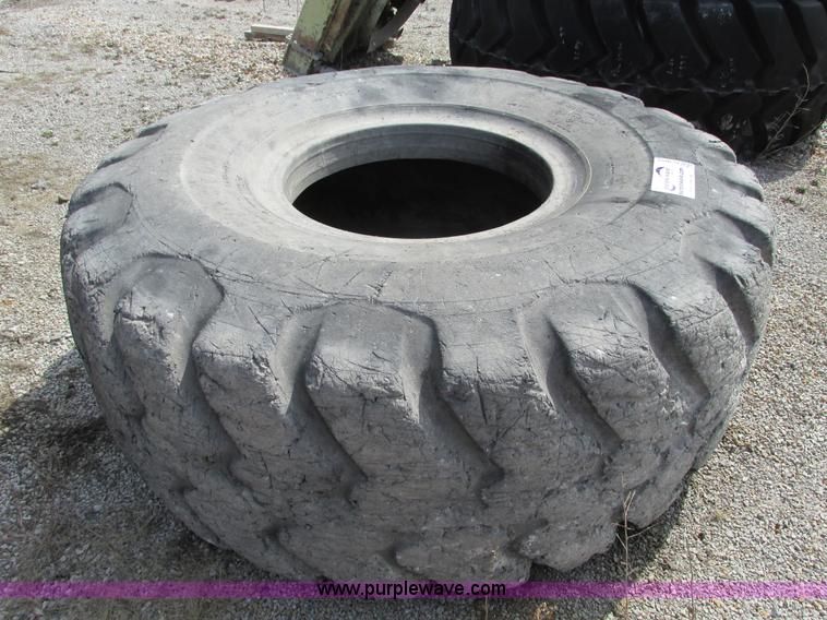 image for item G3057 Firestone 295-29 Super Rock Grip WB tire