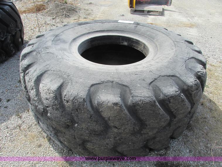 image for item G3057 Firestone 295-29 Super Rock Grip WB tire