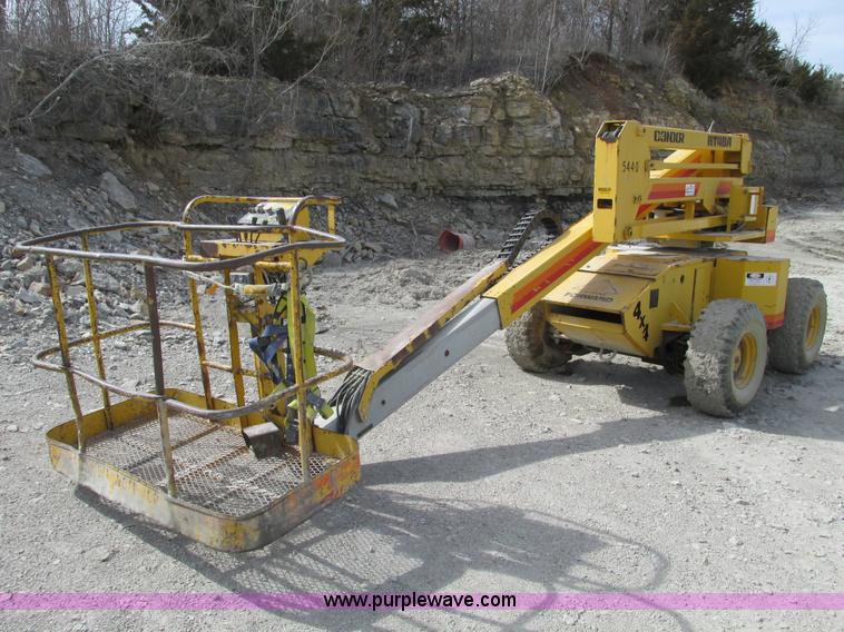 image for item G3064 Calavar RT48A boom lift