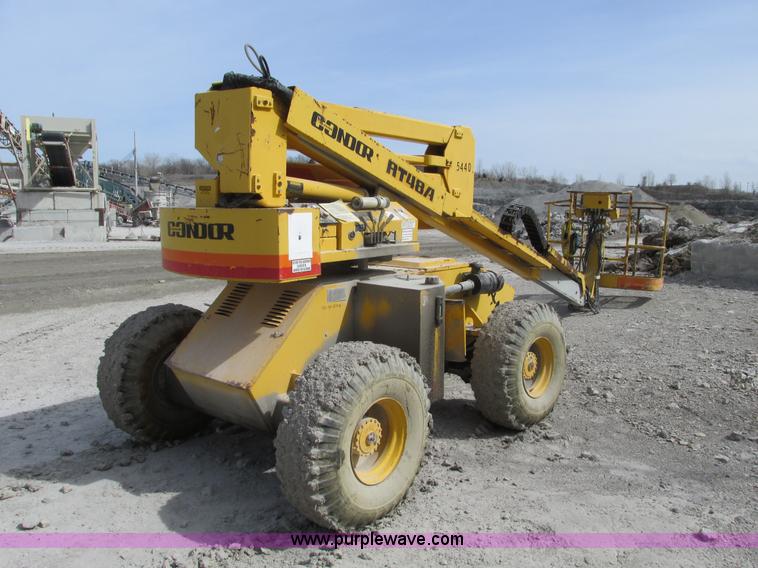 image for item G3064 Calavar RT48A boom lift