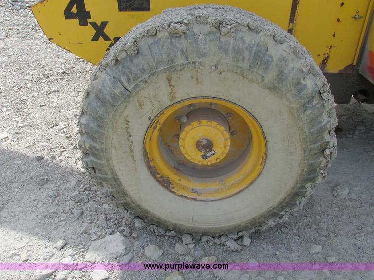 image for item G3064 Calavar RT48A boom lift