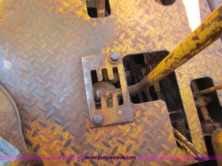 image for item G4182 1964 Allis Chalmers HD11E dozer