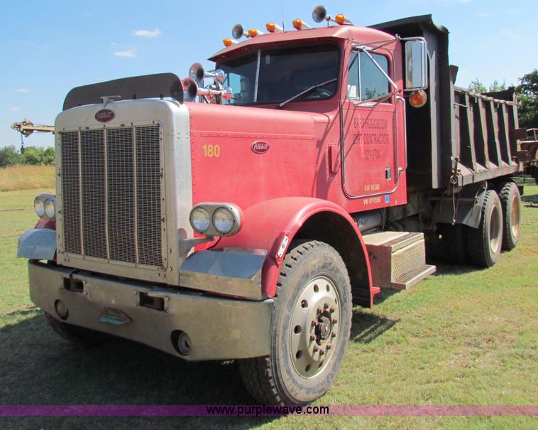 image for item G4191 1984 Peterbilt dump truck