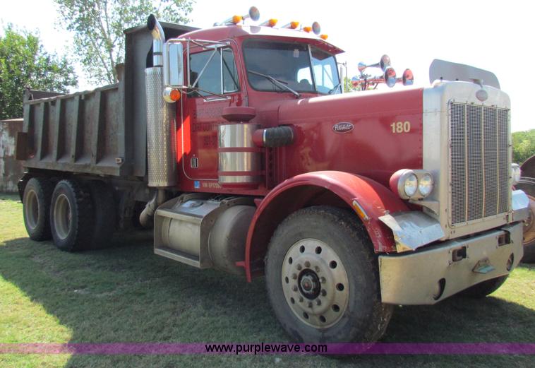 image for item G4191 1984 Peterbilt dump truck