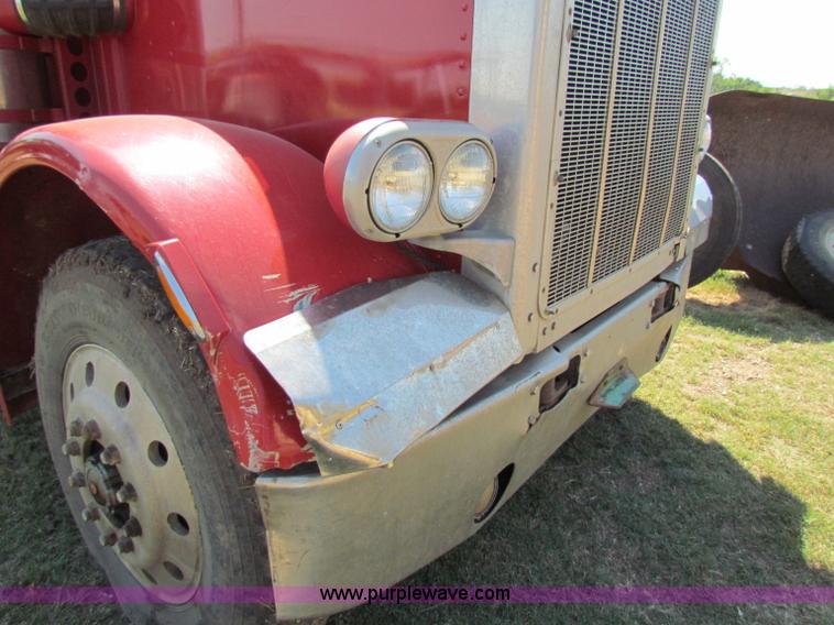 image for item G4191 1984 Peterbilt dump truck