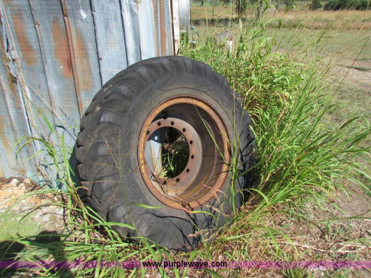 image for item G4201 1969 Allis Chalmers 545H wheel loader