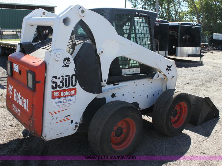 image for item G4203 2008 Bobcat S300 skid steer