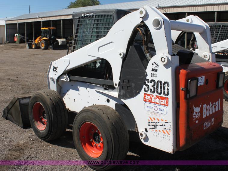 image for item G4203 2008 Bobcat S300 skid steer