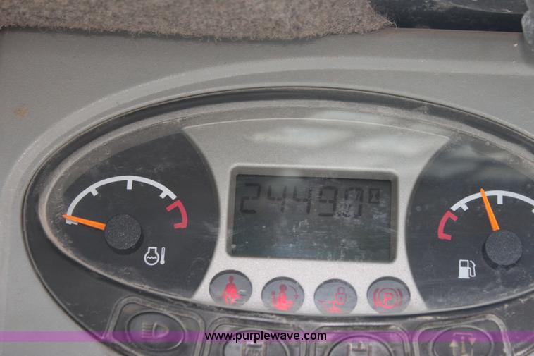 image for item G4203 2008 Bobcat S300 skid steer