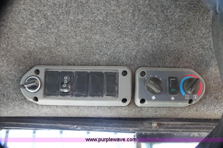 image for item G4203 2008 Bobcat S300 skid steer