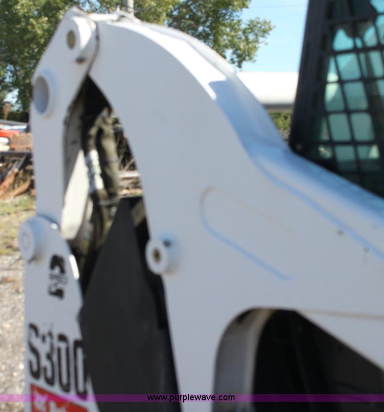 image for item G4203 2008 Bobcat S300 skid steer